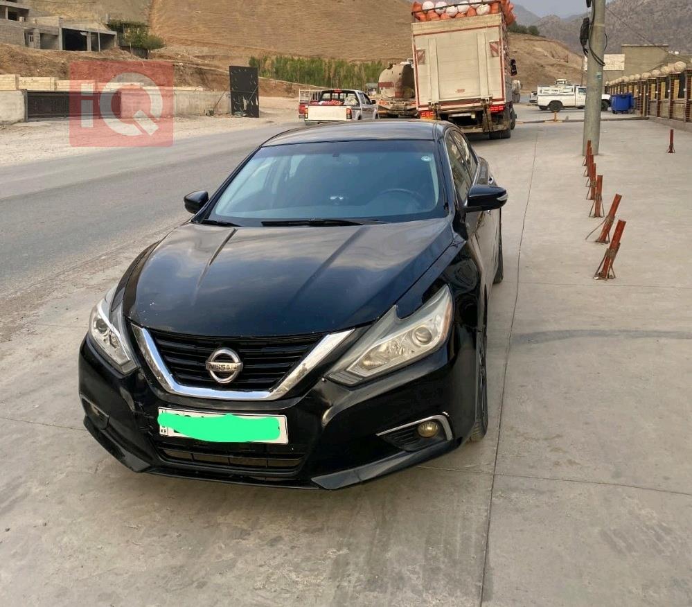 نيسان ألتيما